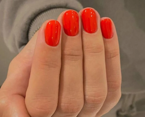 universally flattering nail color