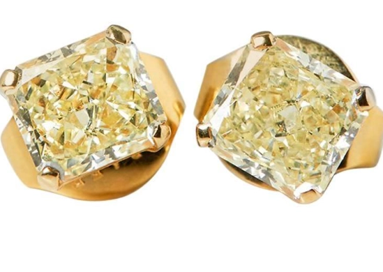 yellow gold diamond stud earrings 2 carat