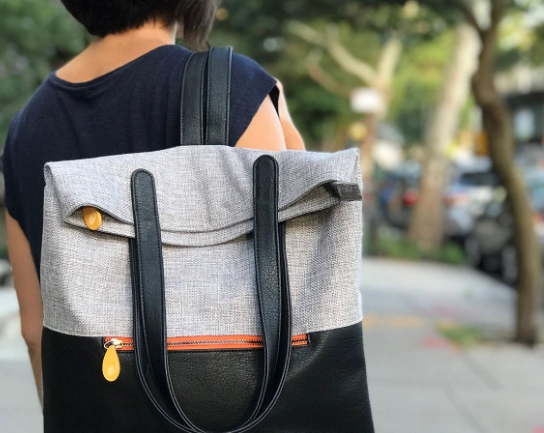 tote bag with backpack straps