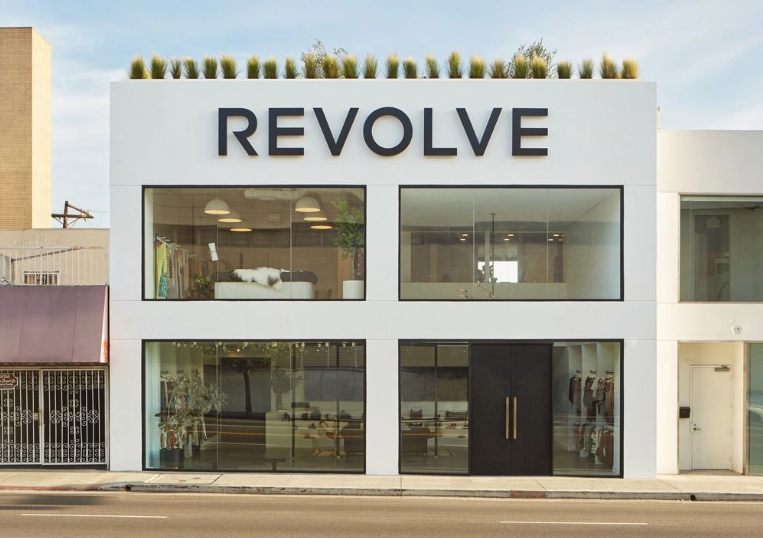 Revolve customer service