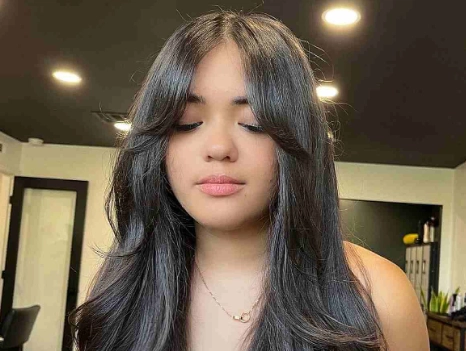 straight hair curtain bangs