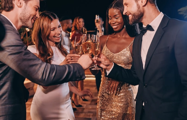 Van Cleef & Arpels Alhambra pendant