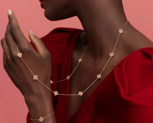 Van Cleef & Arpels Alhambra necklace