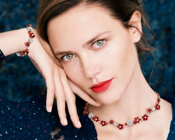 Is Cartier more expensive than Tiffany