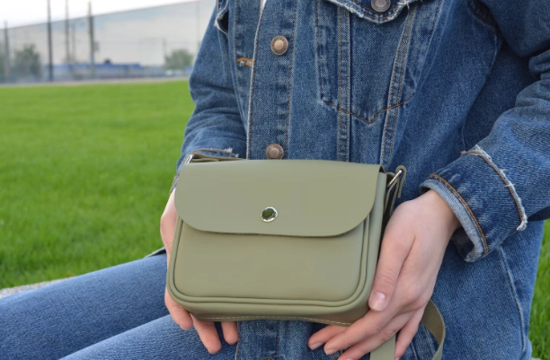 leather crossbody purse