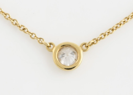 single diamond necklace