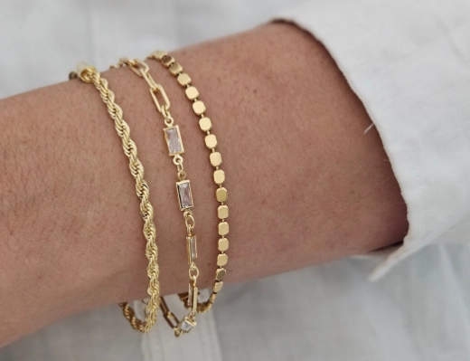 gold bracelet stacking ideas