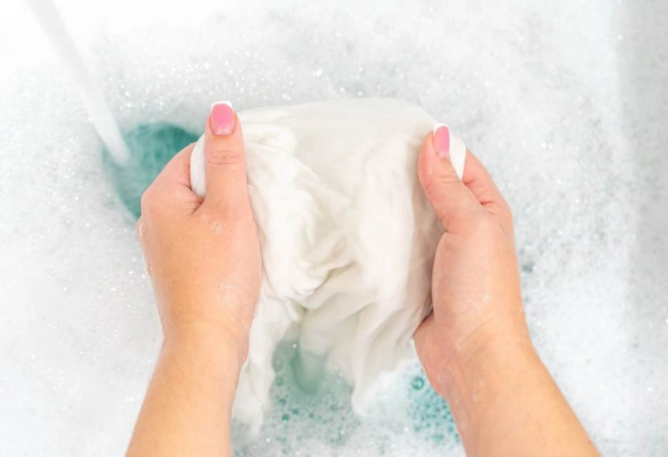 washing silk at home