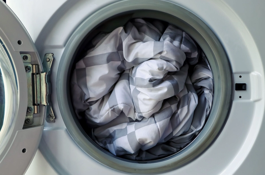 how to wash a comforter