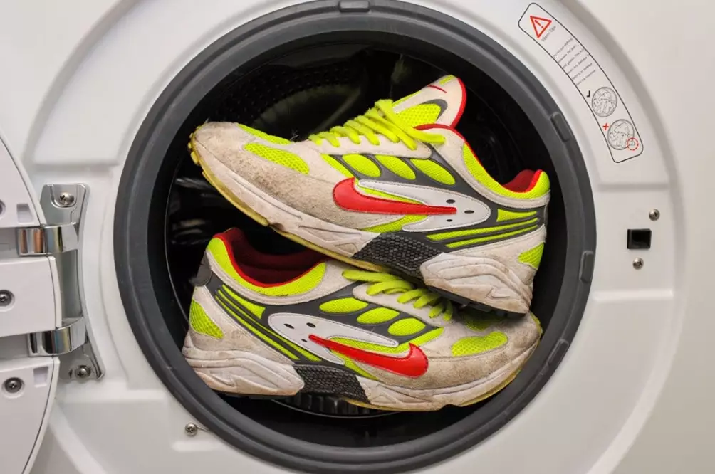how to clean sneakers in washer