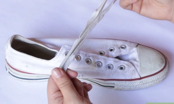 how to clean sneakers