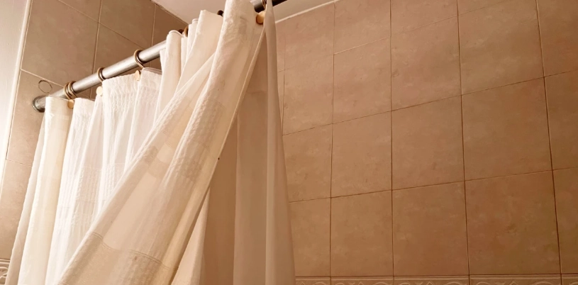 washing shower curtain in washing machine