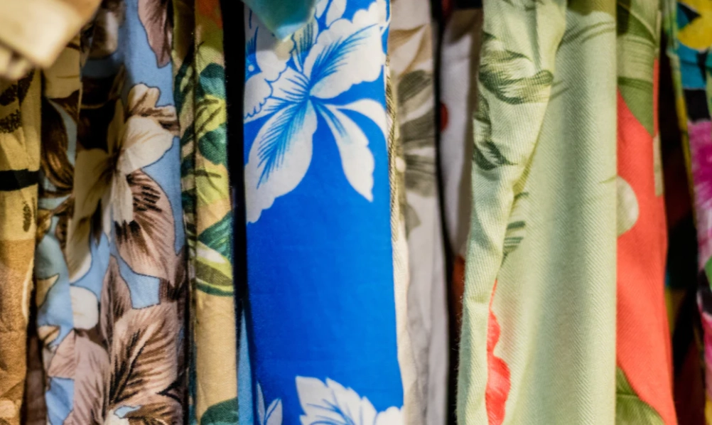 clothing material guide