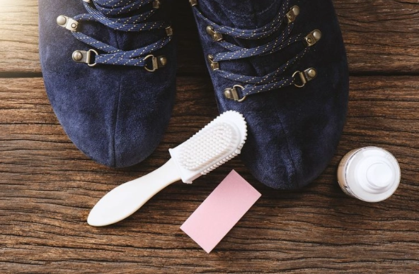 clean suede shoes