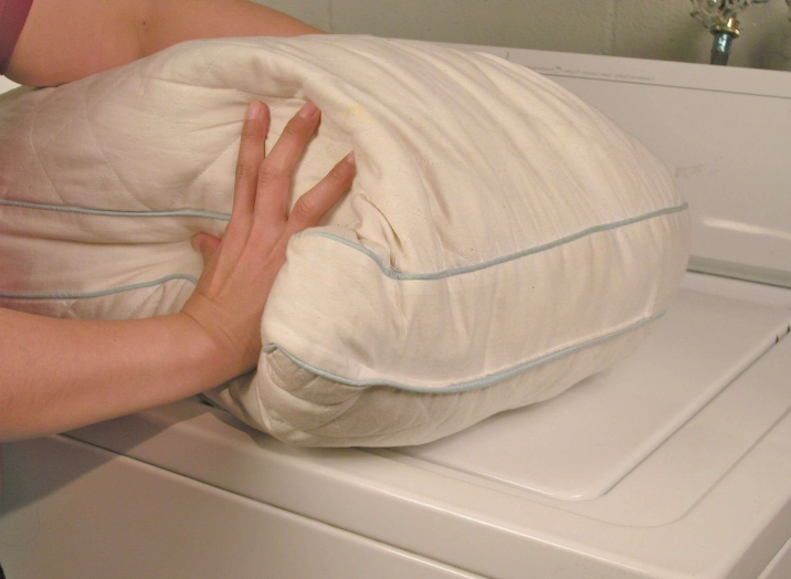 how to machine wash pillows