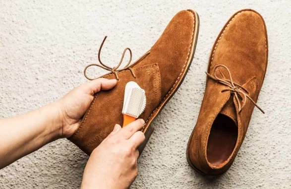 clean suede shoes
