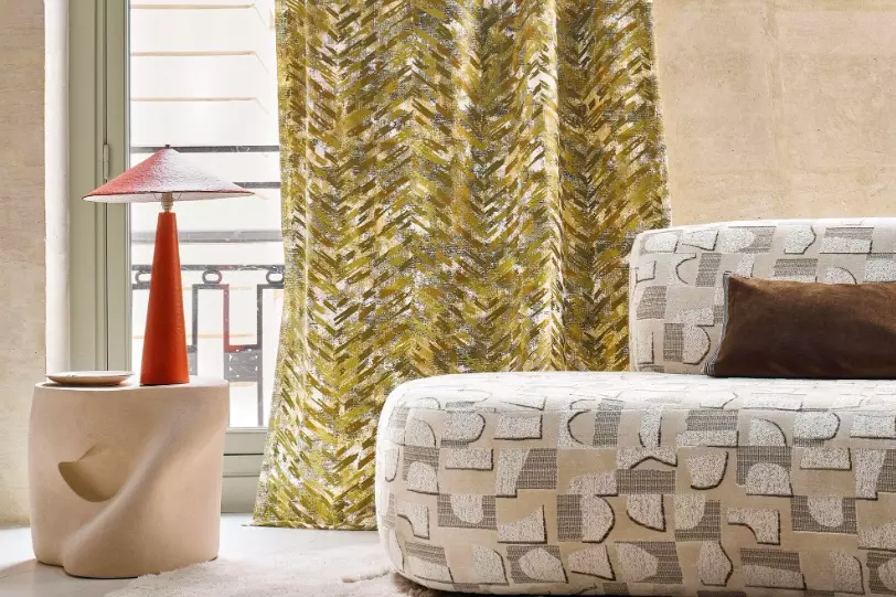 how to choose curtain fabric